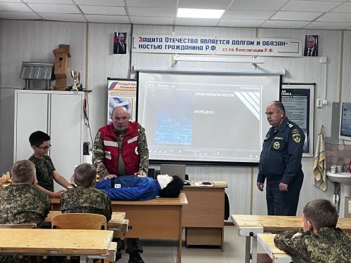В кадетской школе-интернате прошёл мастер-класс по оказанию первой помощи