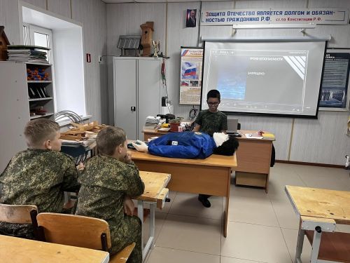 В кадетской школе-интернате прошёл мастер-класс по оказанию первой помощи
