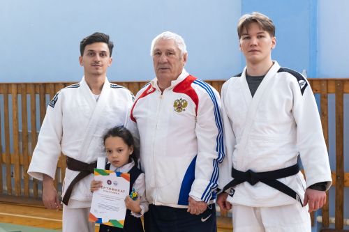Первые пояса дзюдо вручили школьникам села Антоновка Спасского района РТ