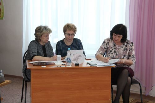 В Болгаре провели интеллектуальную игру «Знайки-2023»