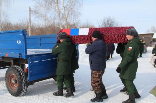В Кузнечихе простились с погибшим бойцом СВО