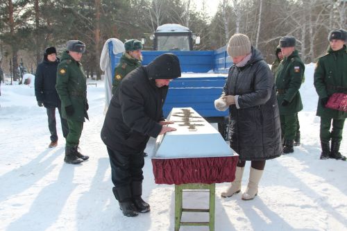 В Кузнечихе простились с погибшим бойцом СВО