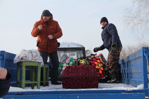 В Кузнечихе простились с погибшим бойцом СВО