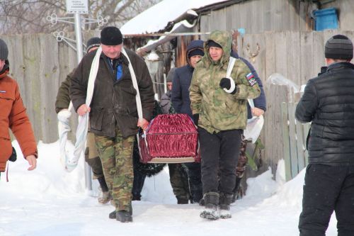 В Кузнечихе простились с погибшим бойцом СВО
