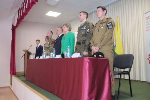 Депутат Госудмы РФ Татьяна Ларионова провела урок мужества в Болгарской школе №1