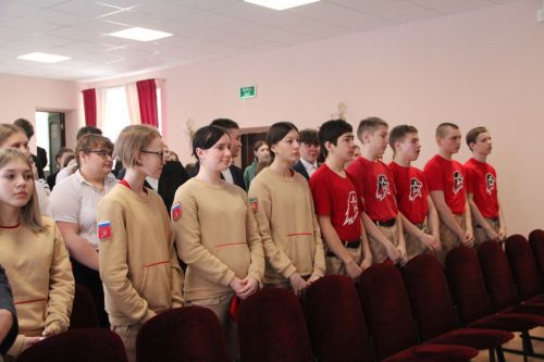 Депутат Госудмы РФ Татьяна Ларионова провела урок мужества в Болгарской школе №1