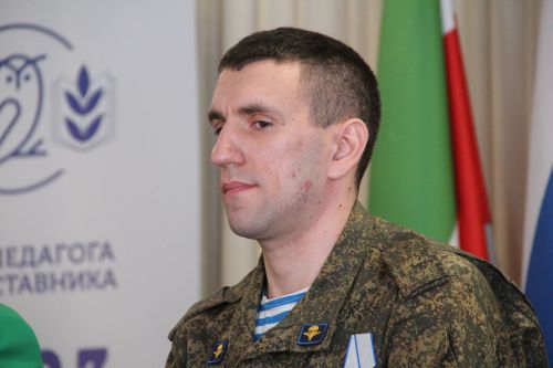 Депутат Госудмы РФ Татьяна Ларионова провела урок мужества в Болгарской школе №1