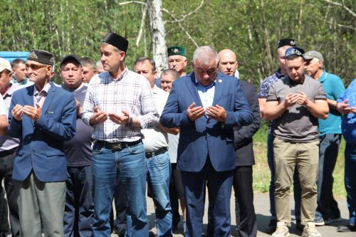 В Болгаре простились с героем, погибшим в зоне СВО