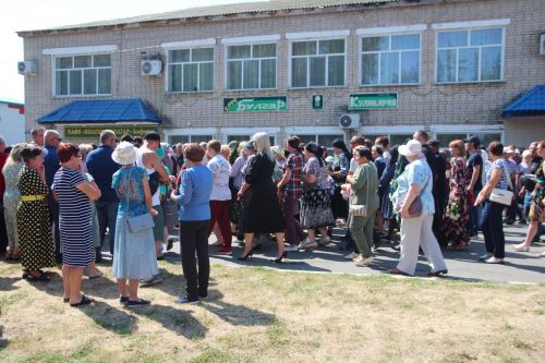 В Болгаре простились с погибшими в СВО Олегом Бельбасовым и Евгением Николаевым