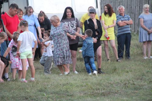 Фестиваль творчества Владимира Петряева в селе Три озера