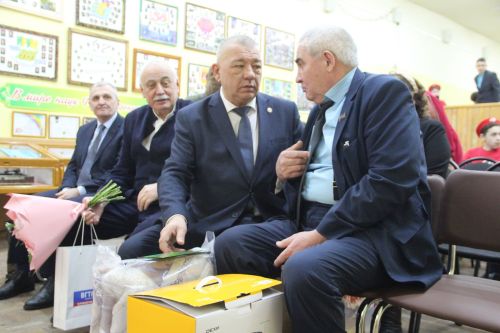 Почётный житель села Иске Рязап Гаммар Файзиевич Файзиев отметил сразу два юбилея