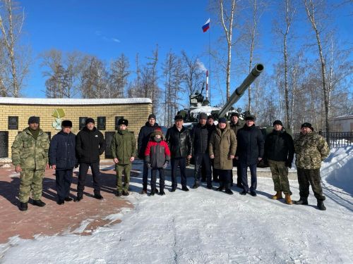 В Болгаре возложили цветы к памятнику воинам-интернационалистам