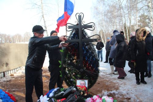 В Болгаре простились с погибшим бойцом СВО Андреем Козиным