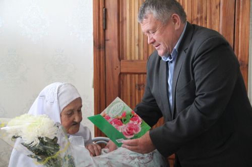 Жительница села Ямбухтино отметила 90-летний юбилей