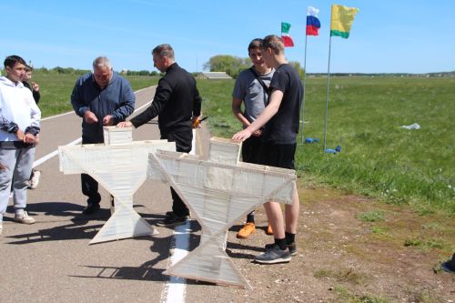 В Болгаре прошёл фестиваль воздушных змеев