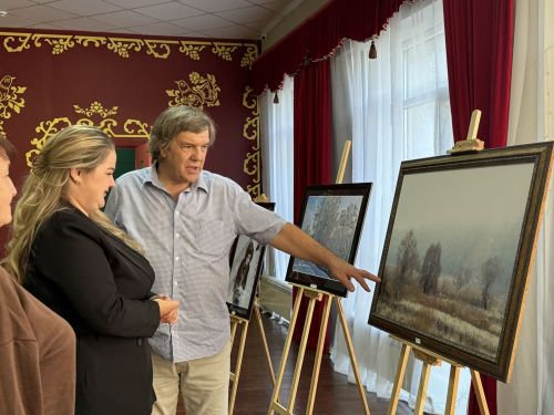 Уникальная фотовыставка Вячеслава Карпова открылась в Болгаре