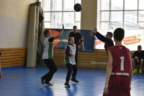 В Болгаре завершился муниципальный этап чемпионата школьной баскетбольной лиги «КЭС-БАСКЕТ»