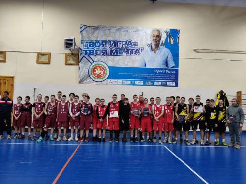 В Болгаре завершился муниципальный этап чемпионата школьной баскетбольной лиги «КЭС-БАСКЕТ»