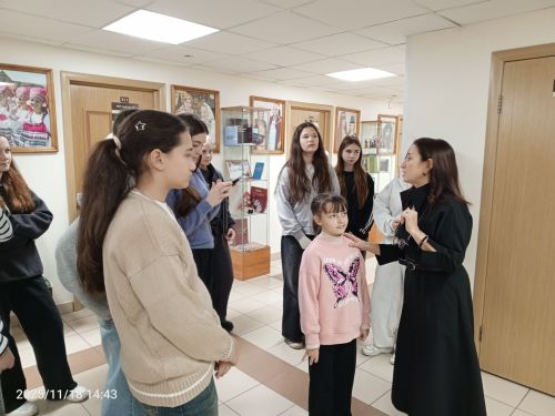 Участники кружка "Школа юного архивариуса" из БСОШ2 побывали в Доме дружбы народов Татарстана в Казани