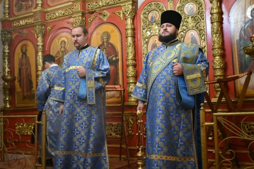 Владыка Пахомий провёл Божественную литургию в Болгаре
