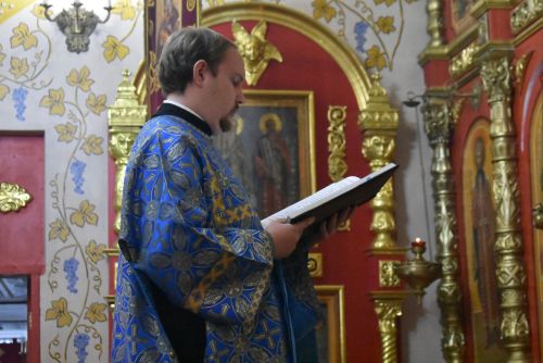 Владыка Пахомий провёл Божественную литургию в Болгаре