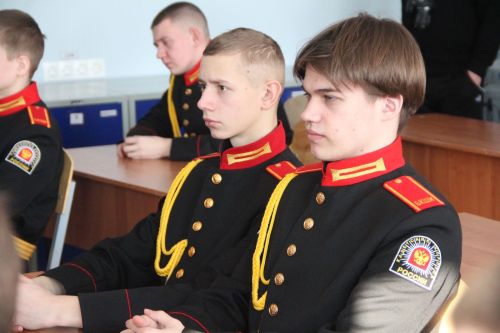 В кадетской школе-интернате прошёл парламентский урок «Святое дело – Родине служить!»
