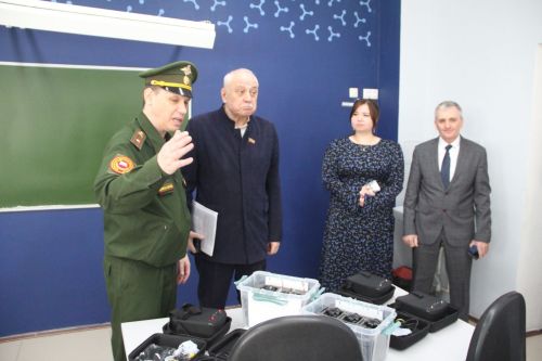 В кадетской школе-интернате прошёл парламентский урок «Святое дело – Родине служить!»