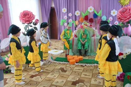 Воспитанники детского сада «Солнышко» поставили спектакль на татарском языке