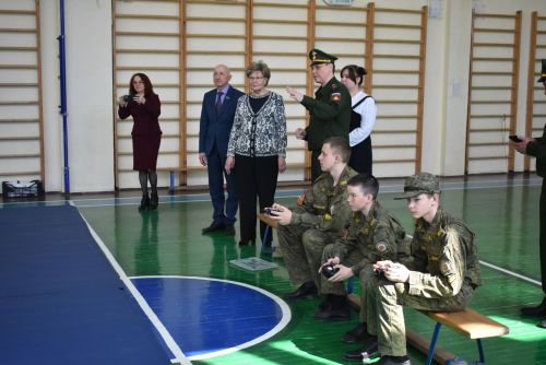 Депутат Госдумы РФ посетила кадетскую школу-интернат