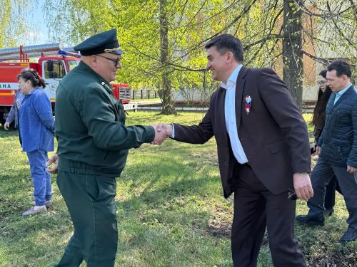 Роман Исланов принял участие в акции «Сад памяти» в Болгаре