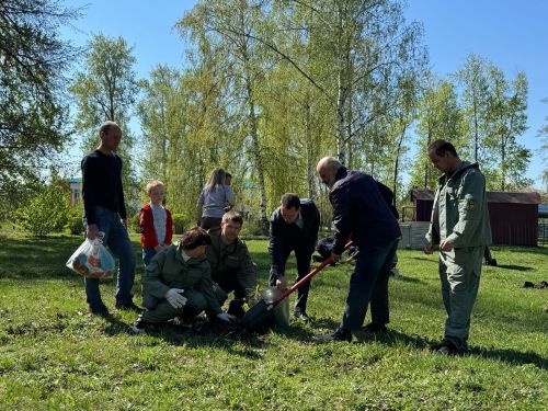 Роман Исланов принял участие в акции «Сад памяти» в Болгаре