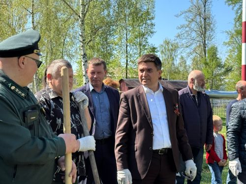 Роман Исланов принял участие в акции «Сад памяти» в Болгаре