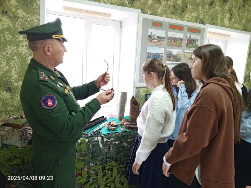Школьники Болгара побывали в музее поискового отряда «Булгар»