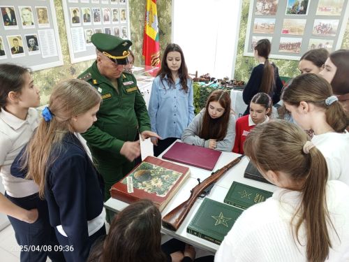 Школьники Болгара побывали в музее поискового отряда «Булгар»