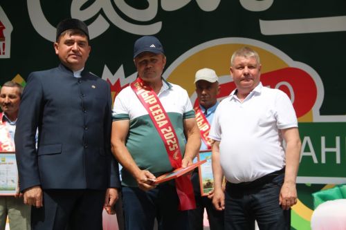 В Болгаре прошёл традиционный татарский праздник "Сабантуй".