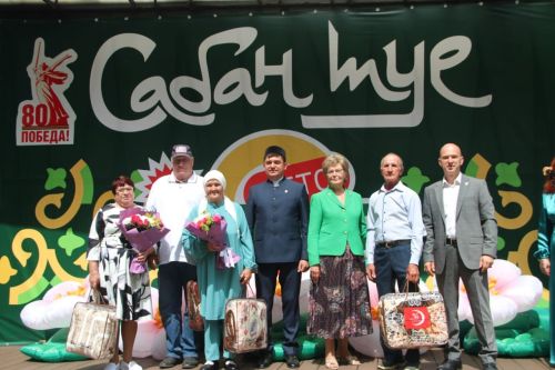 В Болгаре прошёл традиционный татарский праздник "Сабантуй".