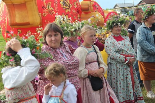 В селе Три Озера прошёл этнофестиваль "Иван-травник"