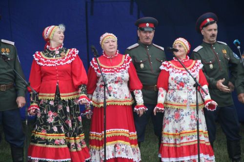 В селе Три Озера прошёл этнофестиваль "Иван-травник"