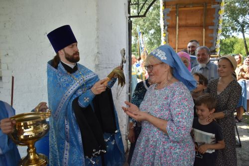 В селе Три Озера почтили память Тихвинской иконы Божией Матери