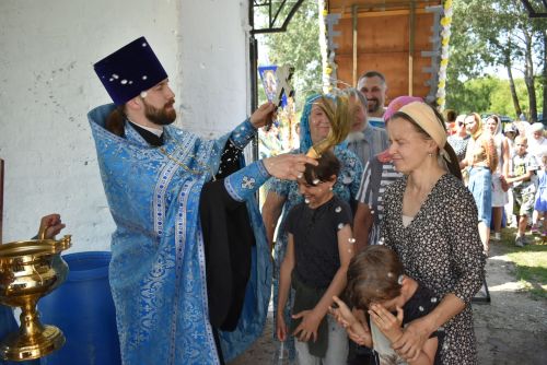 В селе Три Озера почтили память Тихвинской иконы Божией Матери