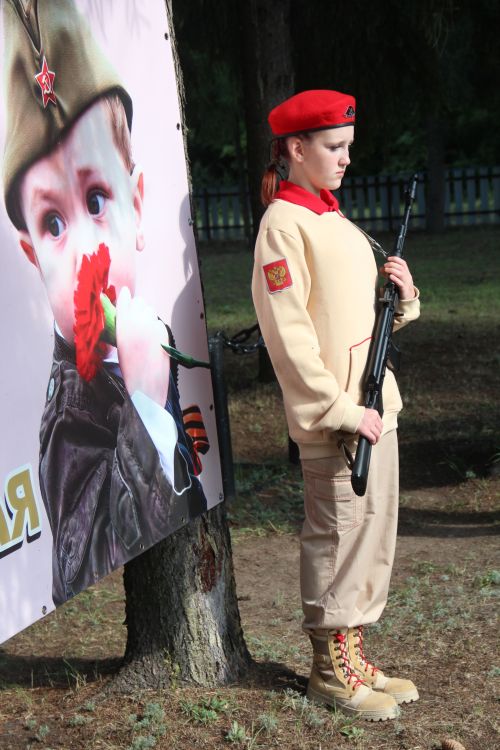 В Антоновке проходит Фестиваль поисковой и военно-патриотической песни "Река времени"