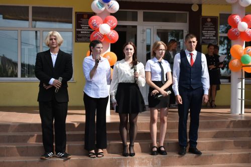 1 сентября отметили в первой городской школе