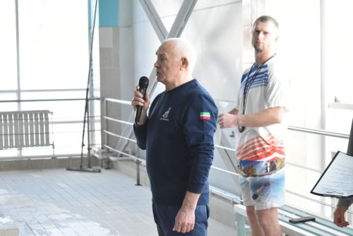 В бассейне "Дулкын" прошли соревнования по плаванию (2026)