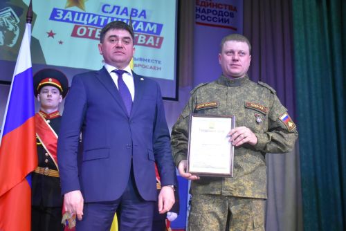 В Спасском РДК прошёл концерт ко Дню защитника Отечества — 2026