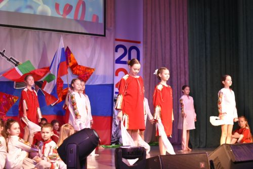 В Спасском РДК прошёл концерт ко Дню защитника Отечества — 2026