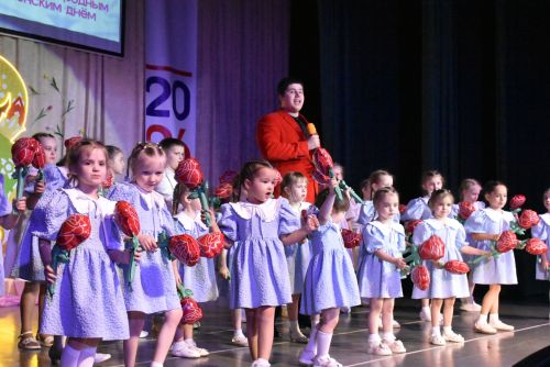 В Болгаре прошёл праздничный концерт, посвящённый Международному женскому дню (2026)