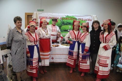 В Болгаре прошёл зональный этап Республиканского фестиваля родословных "Эхо веков в истории семьи - Тарихта без эзлебез"
