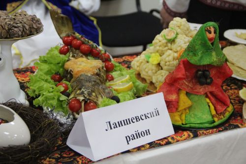 В Болгаре прошёл зональный этап Республиканского фестиваля родословных "Эхо веков в истории семьи - Тарихта без эзлебез"