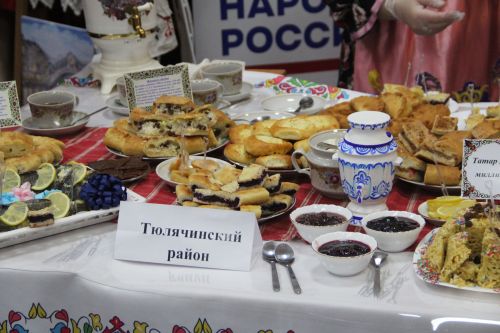 В Болгаре прошёл зональный этап Республиканского фестиваля родословных "Эхо веков в истории семьи - Тарихта без эзлебез"