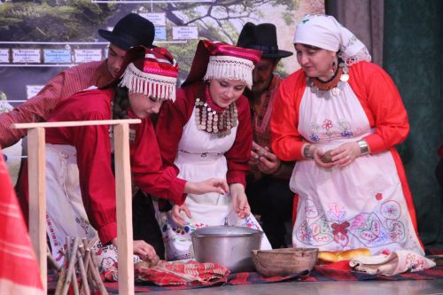 В Болгаре прошёл зональный этап Республиканского фестиваля родословных "Эхо веков в истории семьи - Тарихта без эзлебез"